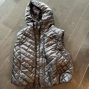 Lululemon cropped vest